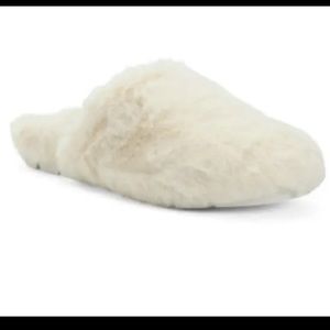 J/Slides Women’s Faux Fur Slippers Slides Beige Size 8 New Sample Pair